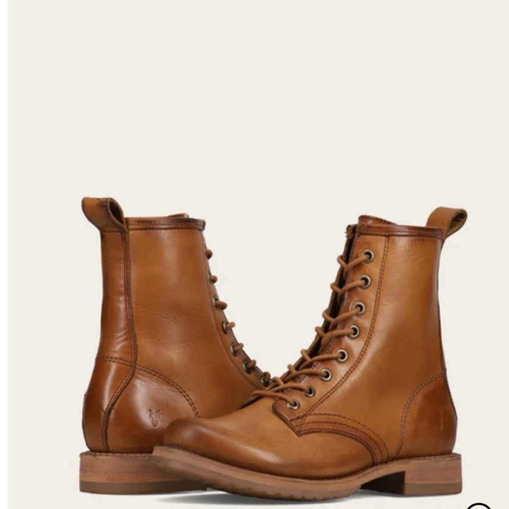 Frye Veronica Leather combat Boots